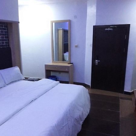 Hotel Exclusive Mansion Lekki Phase 1 Ilado Exterior foto