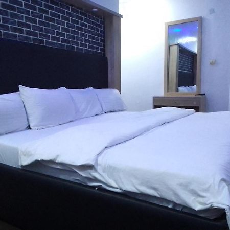 Hotel Exclusive Mansion Lekki Phase 1 Ilado Exterior foto