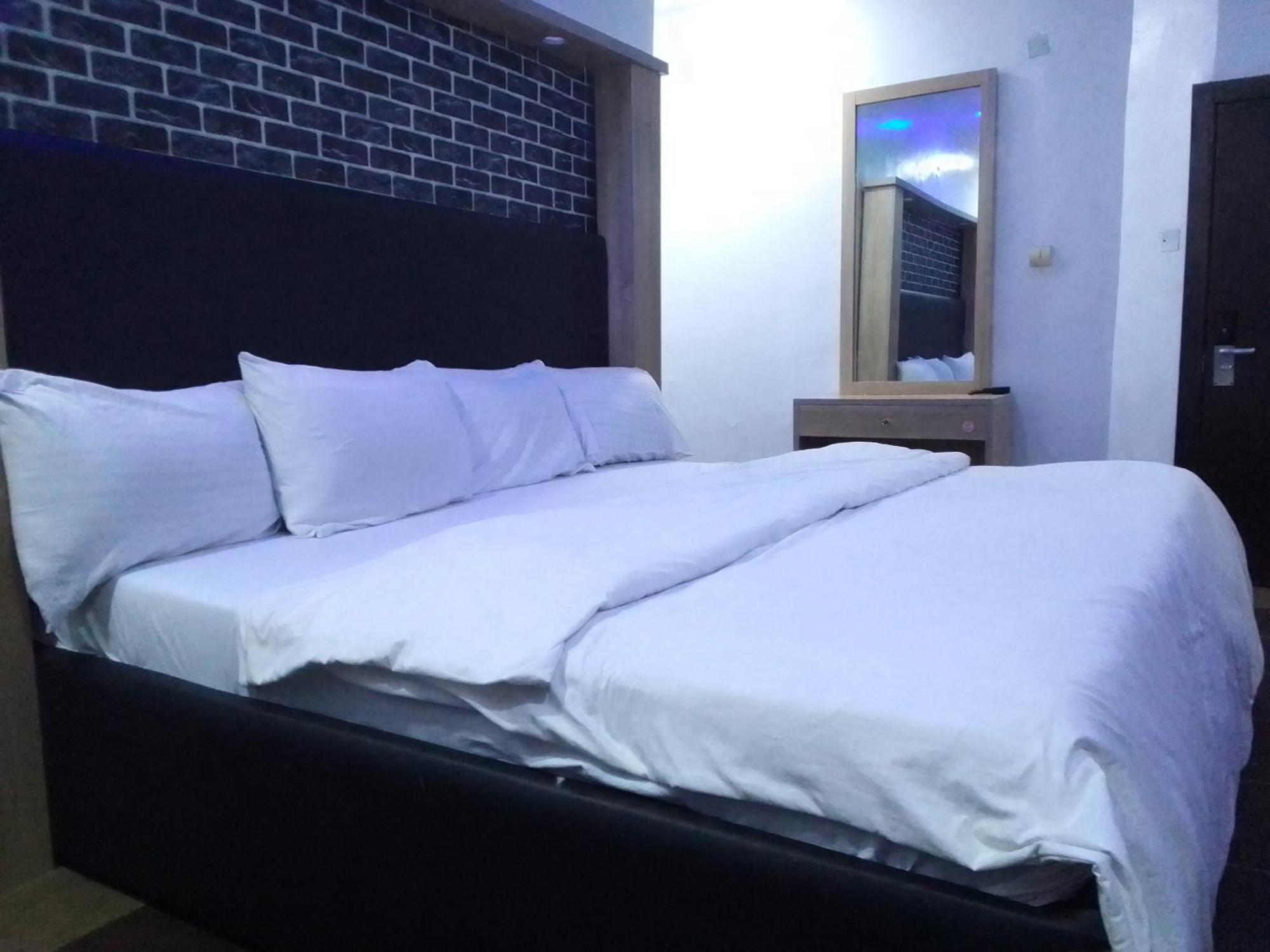Hotel Exclusive Mansion Lekki Phase 1 Ilado Exterior foto
